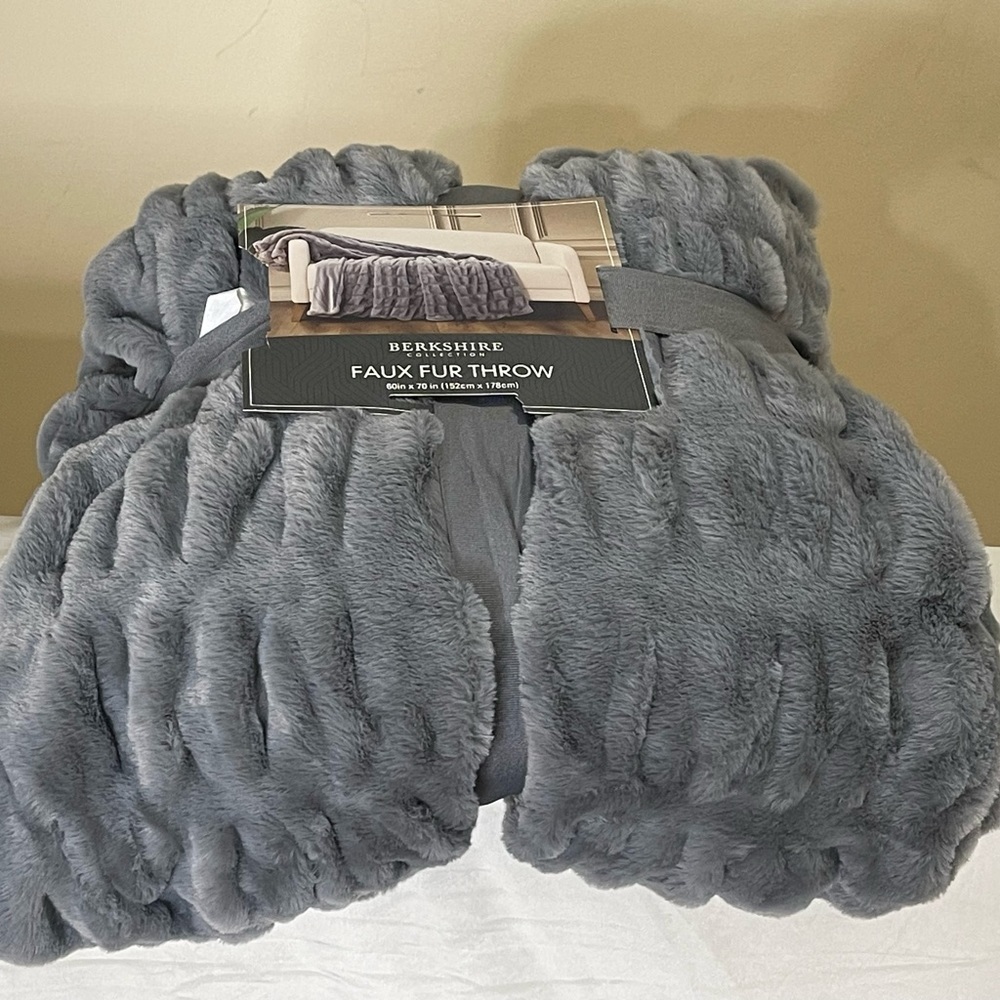 Faux Fur Textured Throw